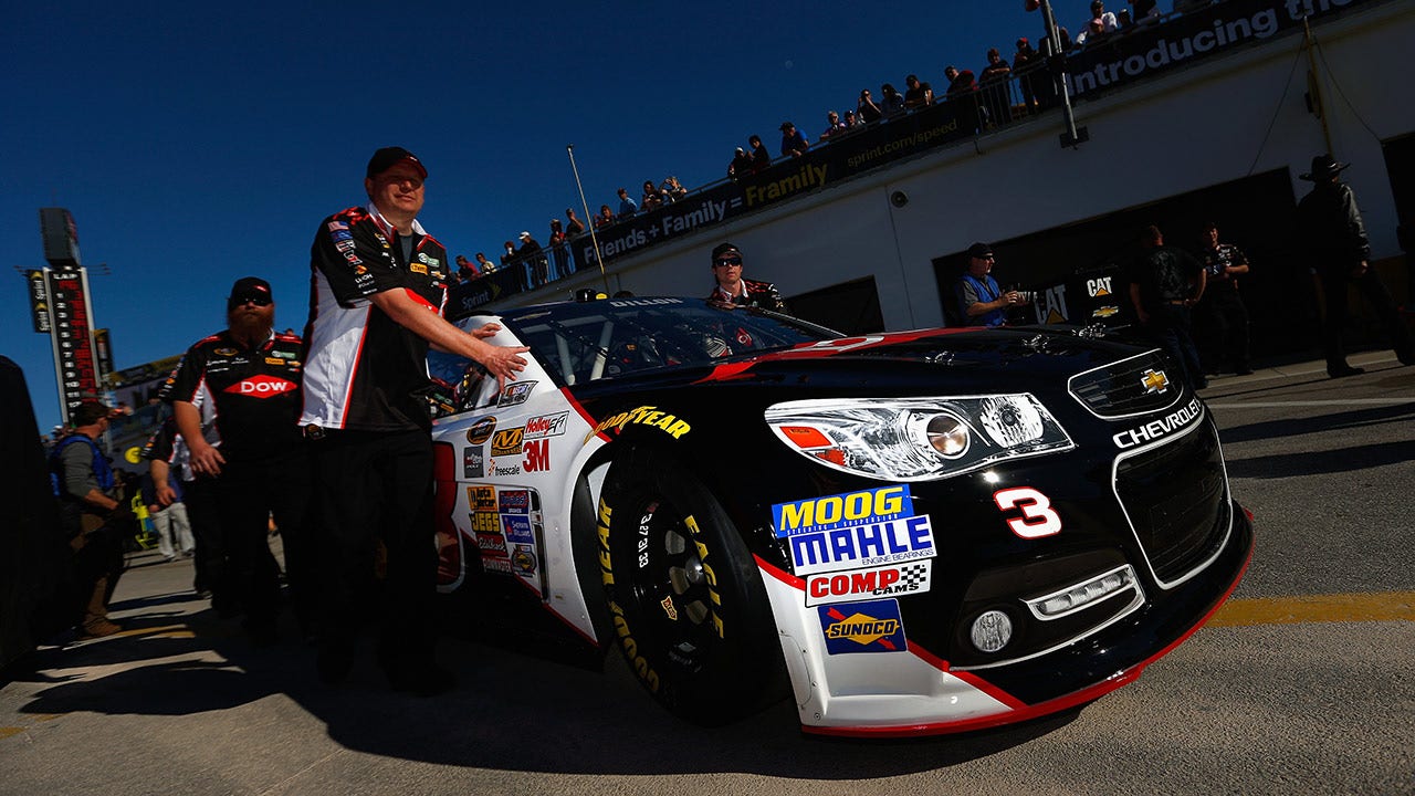 Less is more: Don't wreck your Daytona 500 car in practice